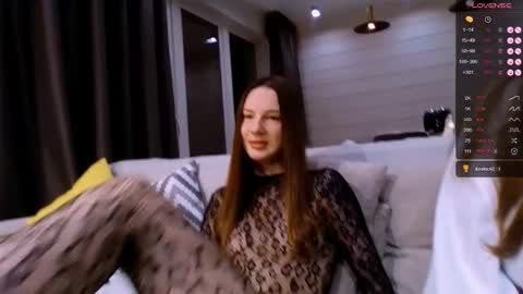 Dora  online show from 10/18/25, 03:35