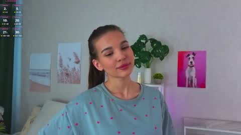 Kiki online show from 04/04/26, 01:15