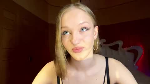 Anika online show from 03/18/26, 09:40