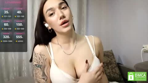 Jacqueline online show from 05/18/26, 09:15