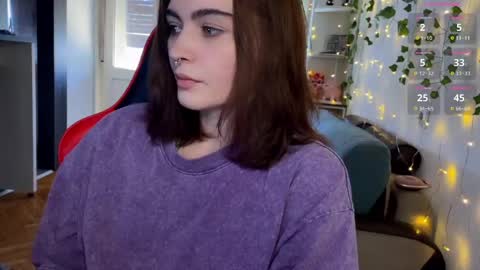 Alice online show from 02/09/25, 12:19