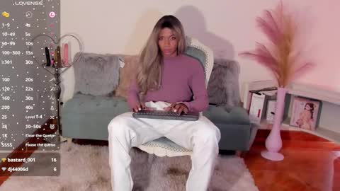 Nicolle online show from 01/25/25, 06:24