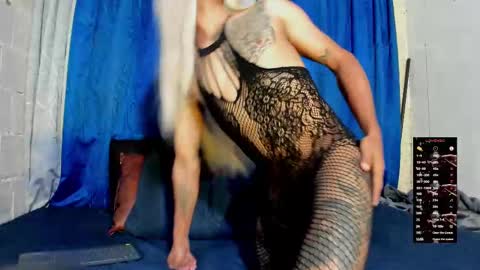 Nicolle online show from 10/08/25, 07:55