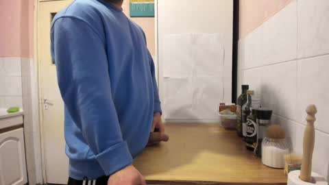 Snapshot of doriancretu95 chatting on 01/17/25, 01:56 menu below online show from 01/17/25, 01:56