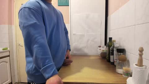 Snapshot of doriancretu95 chatting on 01/28/25, 06:39 menu below online show from 01/28/25, 06:39