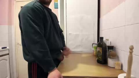 Snapshot of doriancretu95 chatting on 02/24/25, 06:27 menu below online show from 02/24/25, 06:27