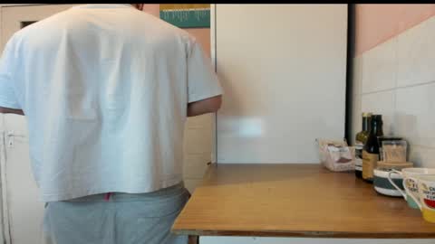menu  below online show from 05/17/26, 06:11