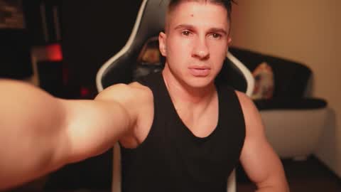 Dorian Reyes online show from 11/19/25, 12:54