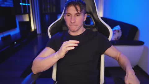 Dorian Reyes online show from 01/11/26, 12:04