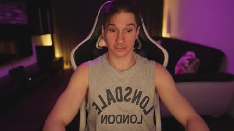 Dorian Reyes online show from 03/22/26, 09:40