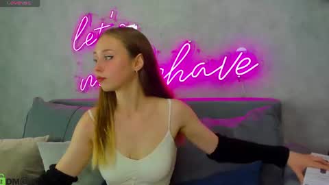 Vanessa online show from 06/11/26, 09:18