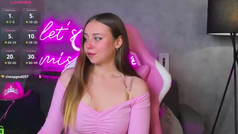 Vanessa online show from 06/17/26, 04:30