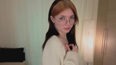 Maria online show from 12/04/25, 07:17