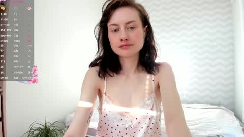 dormineaa online show from 04/22/26, 05:21