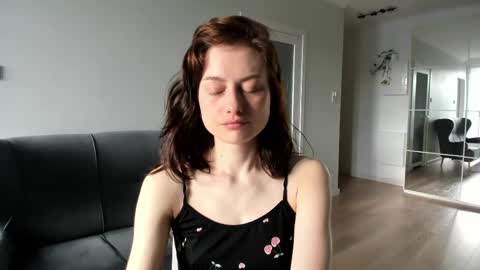 Snapshot of dormineaa chatting on 04/24/26, 05:32 dormineaa online show from 04/24/26, 05:32