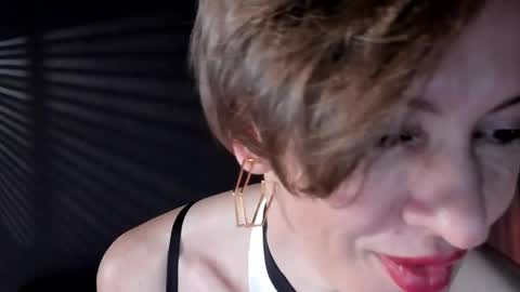 Dorothy Next stream on Monday at 3am-9am online show from 04/04/26, 04:55