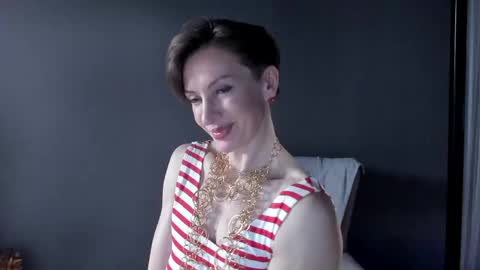 Snapshot of dorothy_meyer chatting on 04/23/26, 12:29 Dorothy Next stream on Monday at 3am-9am online show from 04/23/26, 12:29