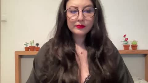 Snapshot of dorothydolly chatting on 02/15/26, 01:09 Dorothy online show from 02/15/26, 01:09