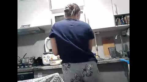 Dorrie Ann online show from 10/05/25, 02:15