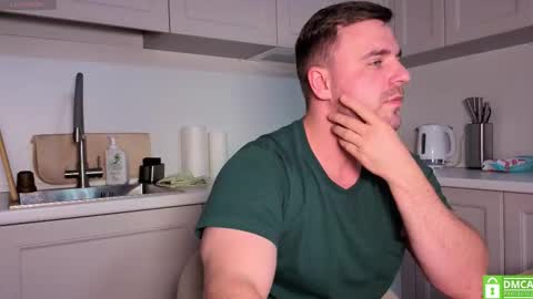 Snapshot of dosilasa chatting on 09/08/25, 06:18 Sasha online show from 09/08/25, 06:18