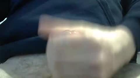 Snapshot of dosser8 chatting on 09/22/25, 02:52 dosser8 online show from 09/22/25, 02:52