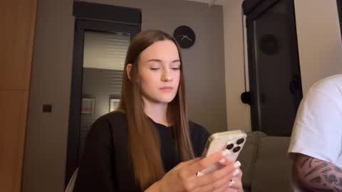 Snapshot of double_sun chatting on 09/08/25, 07:13 Alice and Mark online show from 09/08/25, 07:13