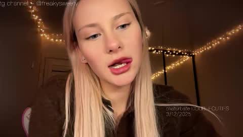 Snapshot of doublecuties chatting on 12/03/25, 02:59 Lana Eva dont forget to give us a thumb up online show from 12/03/25, 02:59