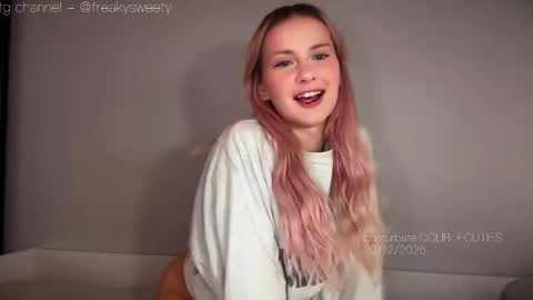 Snapshot of doublecuties chatting on 12/20/25, 08:54 Lana Eva dont forget to give us a thumb up online show from 12/20/25, 08:54