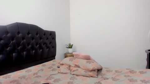 Isabella and Alessandro online show from 03/04/26, 08:59