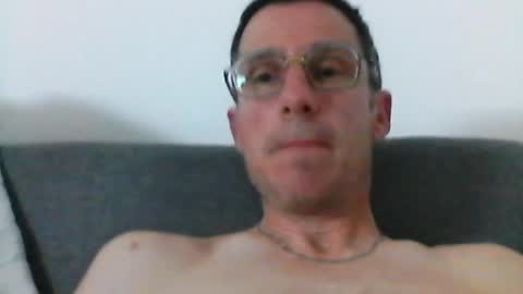 Snapshot of doudousweety chatting on 06/20/26, 10:29 doudousweety online show from 06/20/26, 10:29