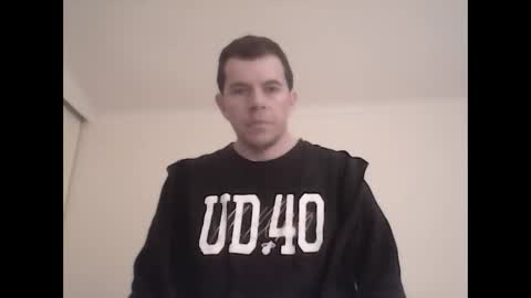 douglas8121 online show from 09/17/25, 08:38