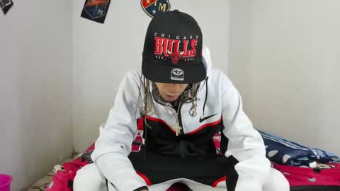 Snapshot of douglas_gallegos chatting on 01/26/25, 06:38 douglas_gallegos online show from 01/26/25, 06:38