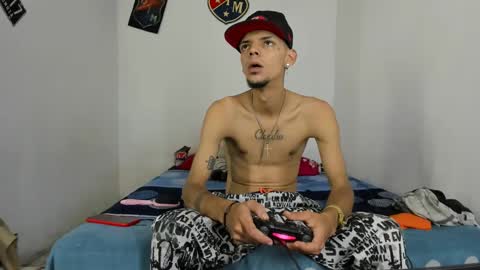 Snapshot of douglas_gallegos chatting on 01/30/25, 10:51 douglas_gallegos online show from 01/30/25, 10:51