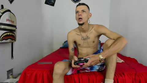 Snapshot of douglas_gallegos chatting on 02/10/25, 04:47 douglas_gallegos online show from 02/10/25, 04:47