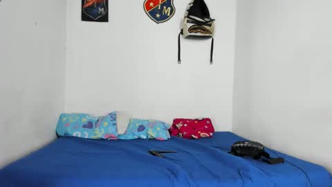 Snapshot of douglas_gallegos chatting on 01/11/26, 12:04 douglas_gallegos online show from 01/11/26, 12:04