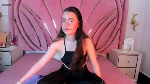 dovemullerr2 online show from 05/30/26, 04:48