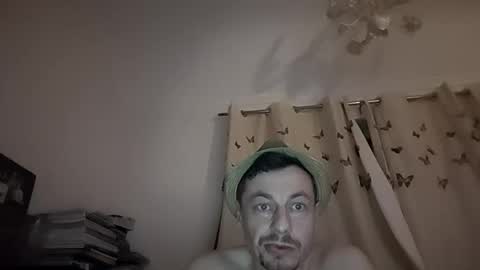 Snapshot of doveyfinn88 chatting on 02/20/26, 02:19 doveyfinn88 online show from 02/20/26, 02:19