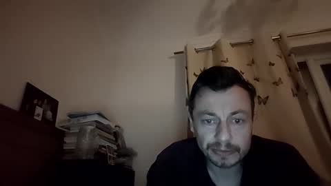 Snapshot of doveyfinn88 chatting on 03/17/26, 01:54 doveyfinn88 online show from 03/17/26, 01:54