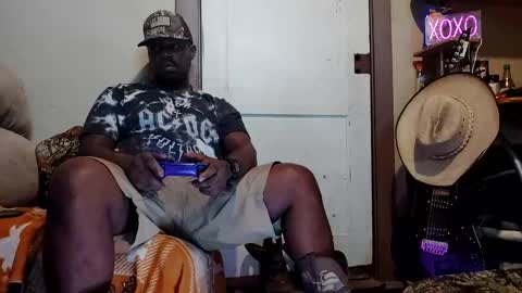 MrPirated online show from 10/04/25, 11:47