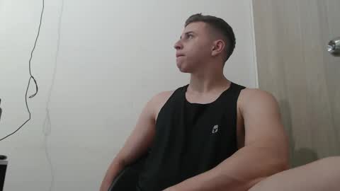 draco_boy2000 online show from 12/17/25, 09:32