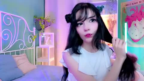 Snapshot of draculaura_ chatting on 12/05/24, 09:06 Draculaura online show from 12/05/24, 09:06