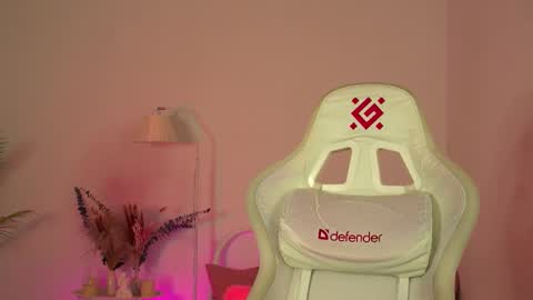 Lisbeth Salander online show from 09/20/25, 06:14