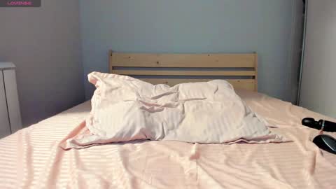 Snapshot of dragon_princesss chatting on 02/02/25, 07:14 Airi online show from 02/02/25, 07:14