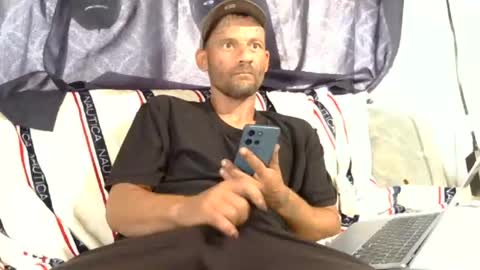 lovemachine online show from 07/08/26, 08:46