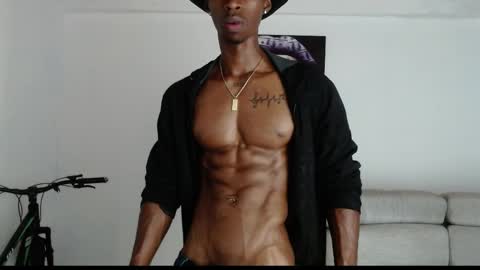 Snapshot of drake_brown_23 chatting on 04/19/26, 12:04 Drake 23 online show from 04/19/26, 12:04