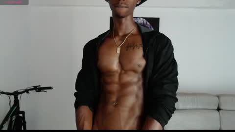 Snapshot of drake_brown_23 chatting on 04/25/26, 03:42 Drake 23 online show from 04/25/26, 03:42