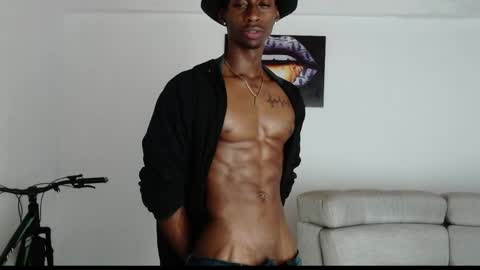Snapshot of drake_brown_23 chatting on 05/02/26, 08:03 Drake 23 online show from 05/02/26, 08:03