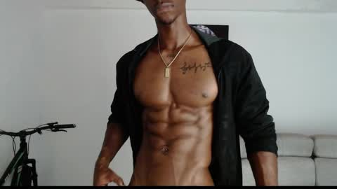 Snapshot of drake_brown_23 chatting on 05/10/26, 05:56 Drake 23 online show from 05/10/26, 05:56