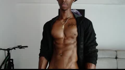 Snapshot of drake_brown_23 chatting on 05/19/26, 06:47 Drake 23 online show from 05/19/26, 06:47
