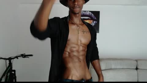 Snapshot of drake_brown_23 chatting on 06/01/26, 06:31 Drake 23 online show from 06/01/26, 06:31